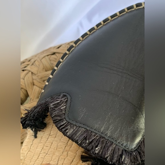 Zara Flat Mules Size 8. Leather with fringe. Black. - Picture 3 of 5